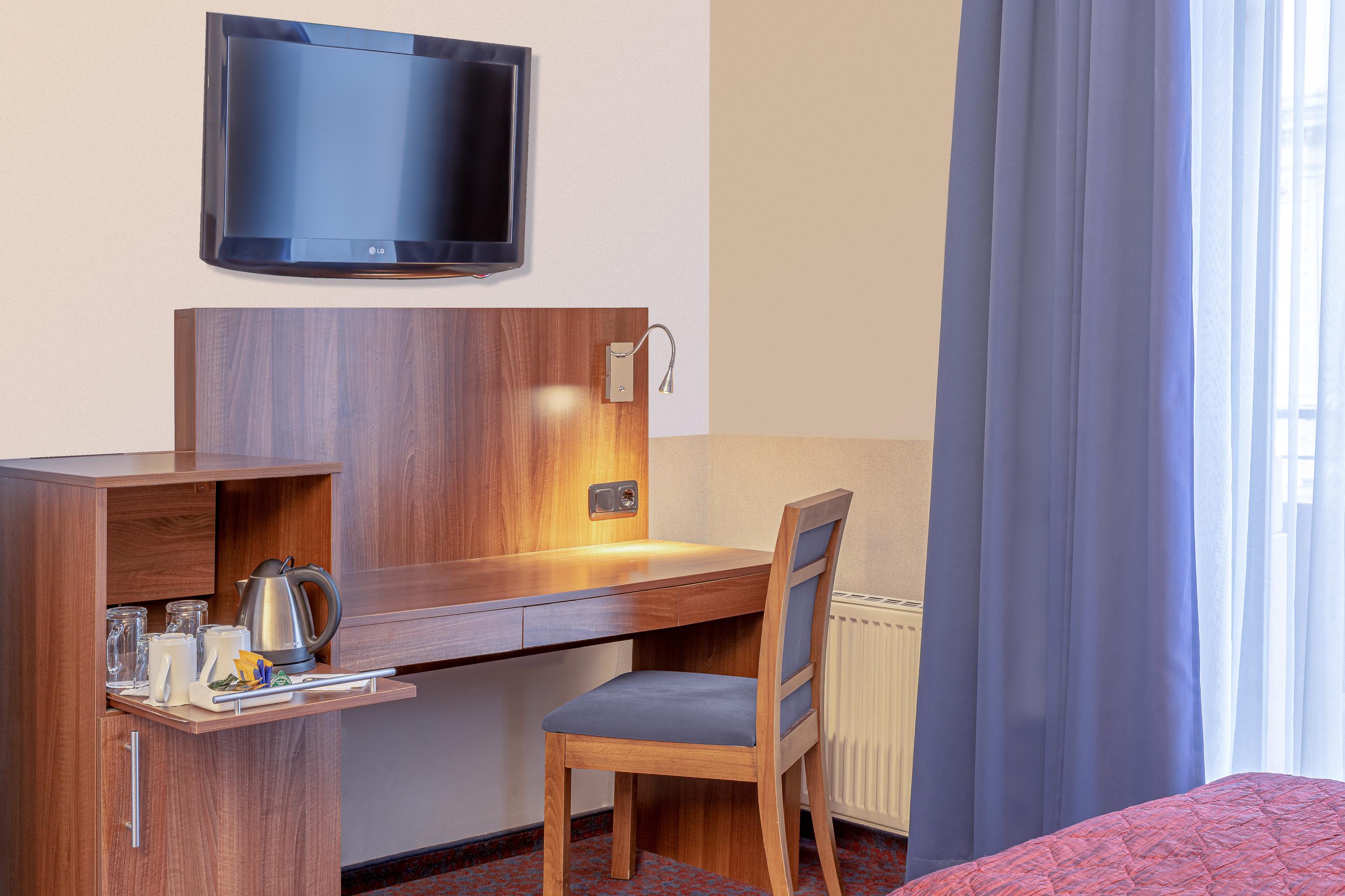 Ramada By Wyndham Frankfurt City Centre Франкфурт-на-Майне Экстерьер фото
