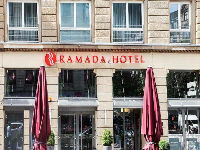 Ramada By Wyndham Frankfurt City Centre Франкфурт-на-Майне Экстерьер фото